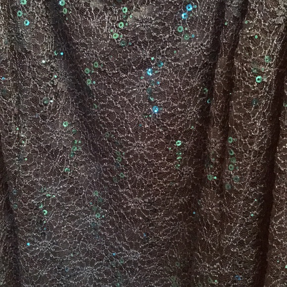R & M Richards woman’s sequin dress - Picture 3 of 4